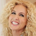 Little Big Town’s Kimberly Schlapman Releasing Cookbook April 14th