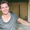 Frankie Ballard gets Young and Crazy in his Music Video