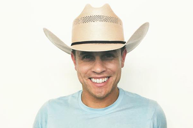 Dustin Lynch has a Hell Of A Number One