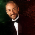 B104 Welcomes Lee Greenwood to Peoria for a Christmas Concert for Helping A Hero