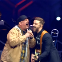 Justin Timberlake Sings “Friends In Low Places” with Garth Brooks [VIDEO]