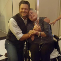 Blake Shelton Meets Fan in Hospice Care