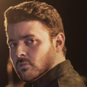 Chris Young Pays It Forward with Generous Tip to Bartender
