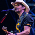 Brad Paisley to Release Live DVD/CD This Year