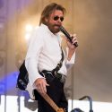 Ronnie Dunn Stays True to Himself With New Album, “Tattooed Heart”