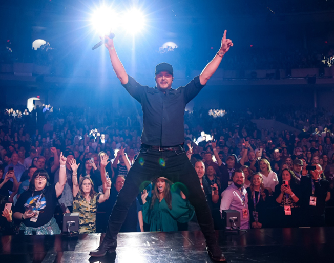 Luke Bryan on stage at The Theater at Resorts World in Las Vegas 2-11-22
