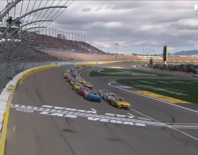 Start of NASCAR Cup Series Pennzoil 400 at Las Vegas Motor Speedway 3-6-22