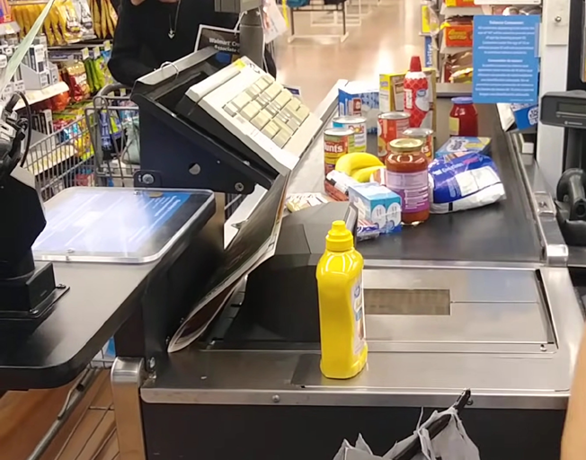 Supermarket checkout counter