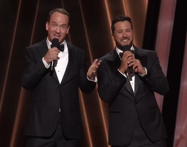 Peyton Manning and Luke Bryan on the '2022 CMA Awards Show'