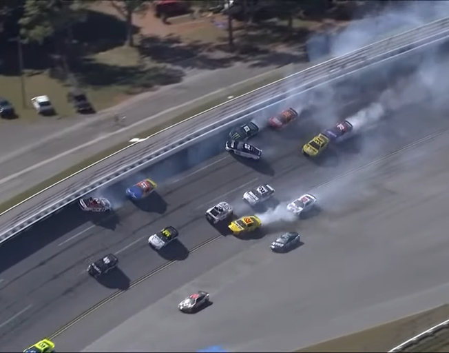 Best GIFs from Talladega playoff race